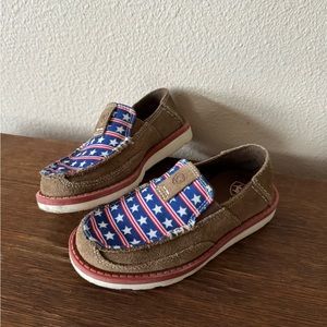 CUTE Ariat slip on loafers size 11 toddler
